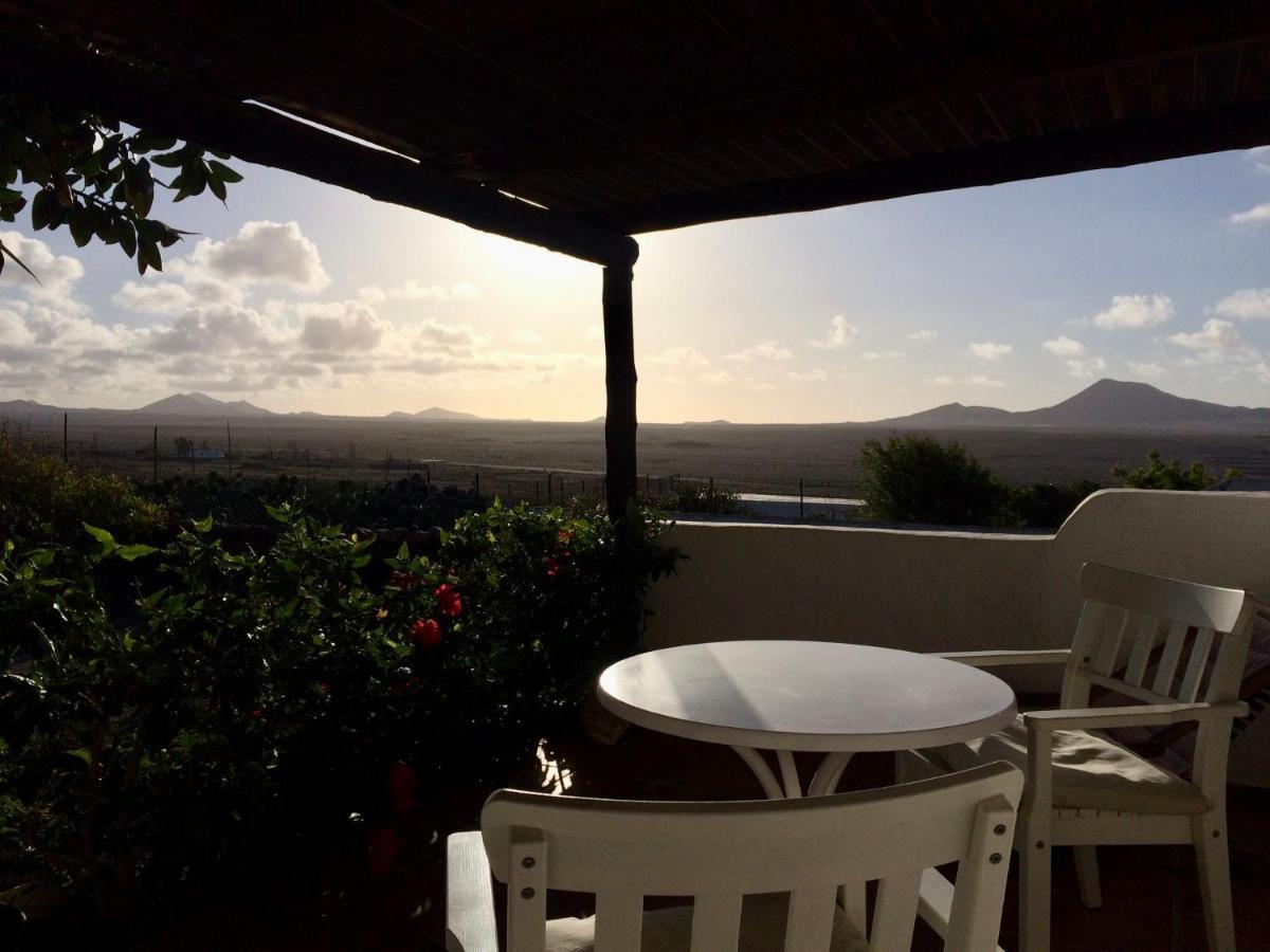 Casa Famara Villa Teguise  Buitenkant foto