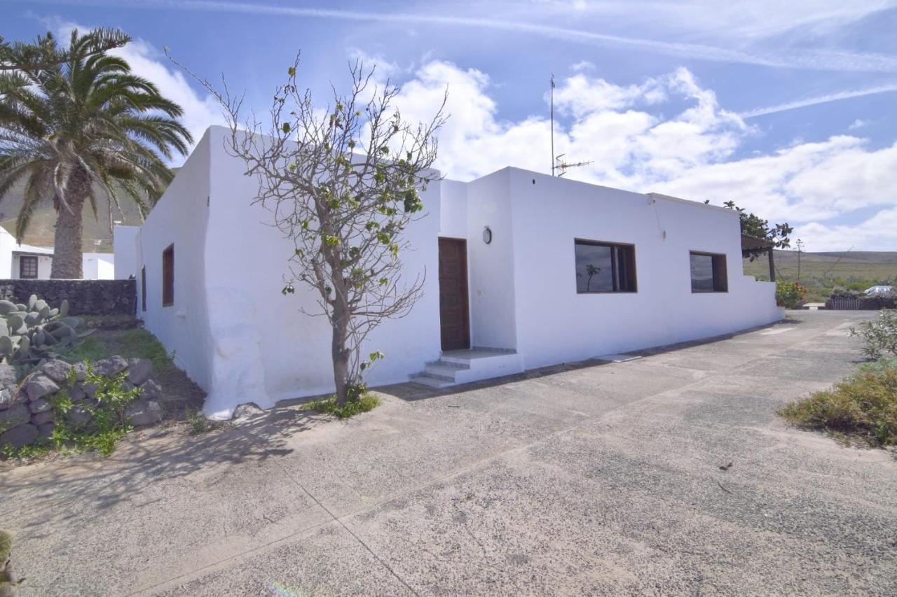 Casa Famara Villa Teguise  Buitenkant foto