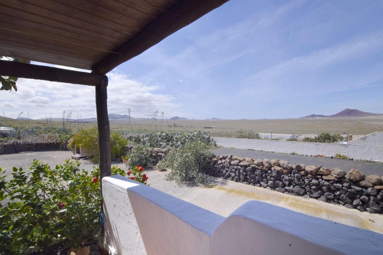 Casa Famara Villa Teguise  Buitenkant foto